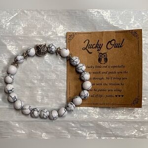 NWOT Howlite Beaded Lucky Owl Bracelet